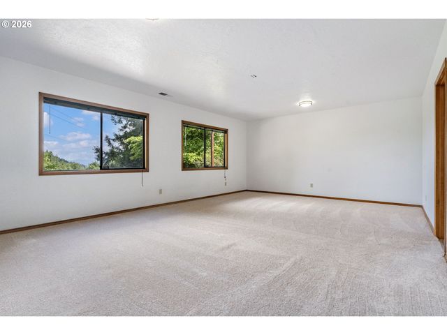 4115 Sw 17TH Ct, Gresham, OR 97080