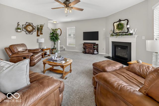4201 Saddle Club Parkway, Bargersville, IN 46106