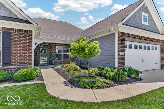 4201 Saddle Club Parkway, Bargersville, IN 46106