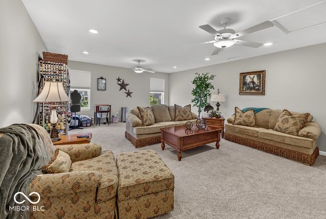 4201 Saddle Club Parkway, Bargersville, IN 46106