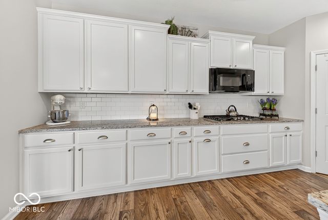 4201 Saddle Club Parkway, Bargersville, IN 46106