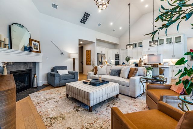 4820 Blackhawk Green Court, Arlington, TX 76005