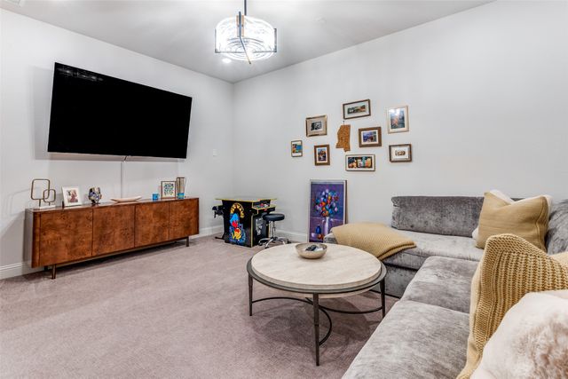 4820 Blackhawk Green Court, Arlington, TX 76005