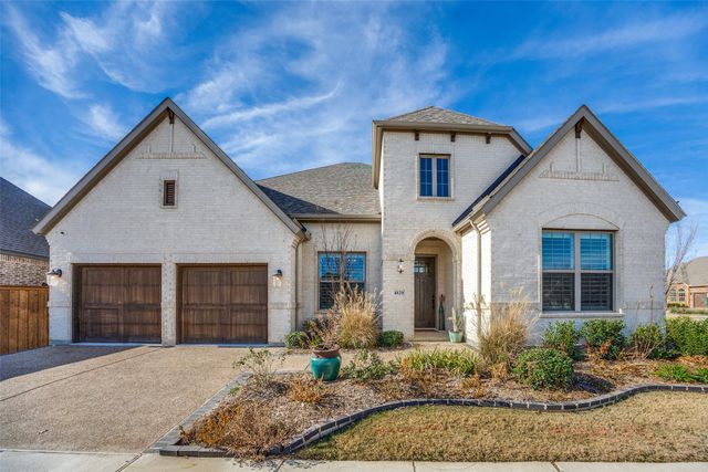 4820 Blackhawk Green Court, Arlington, TX 76005