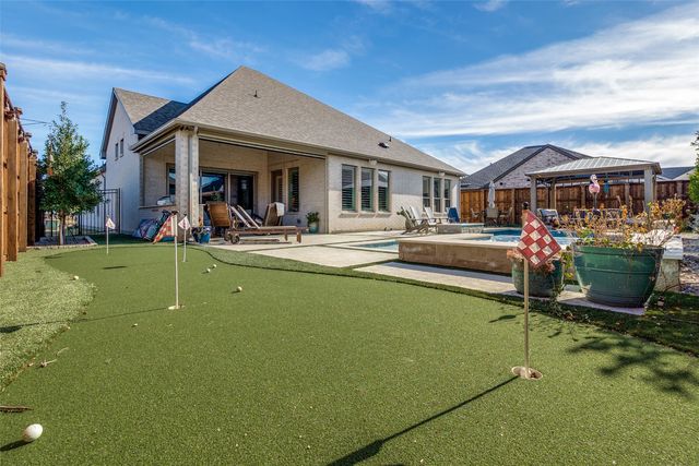 4820 Blackhawk Green Court, Arlington, TX 76005