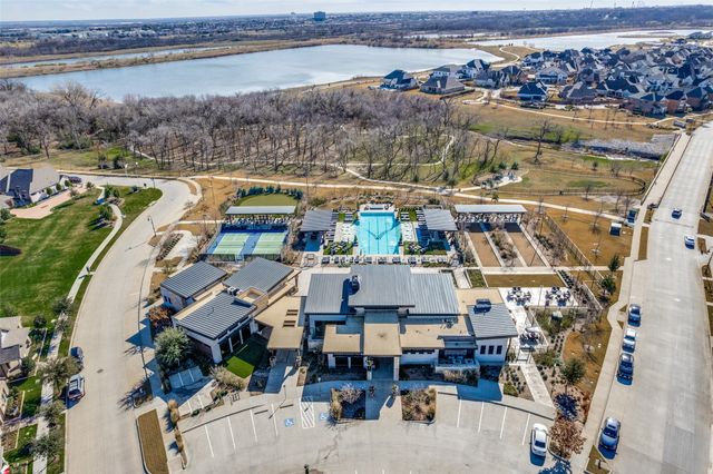 4820 Blackhawk Green Court, Arlington, TX 76005