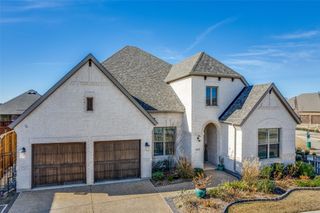4820 Blackhawk Green Court, Arlington, TX 76005