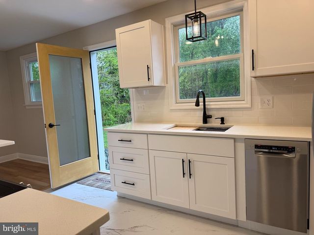 107 FAIRVIEW RD, New Cumberland, PA 17070
