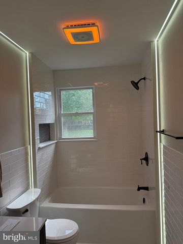 107 FAIRVIEW RD, New Cumberland, PA 17070