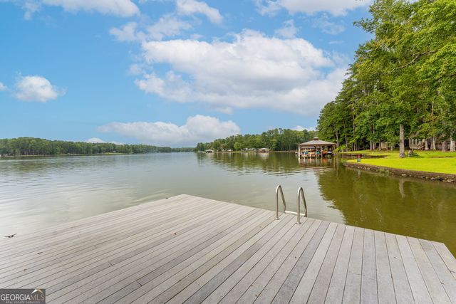 151 Lake Drive NW, Milledgeville, GA 31061