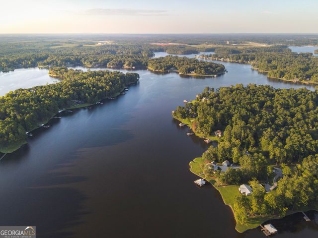 151 Lake Drive NW, Milledgeville, GA 31061