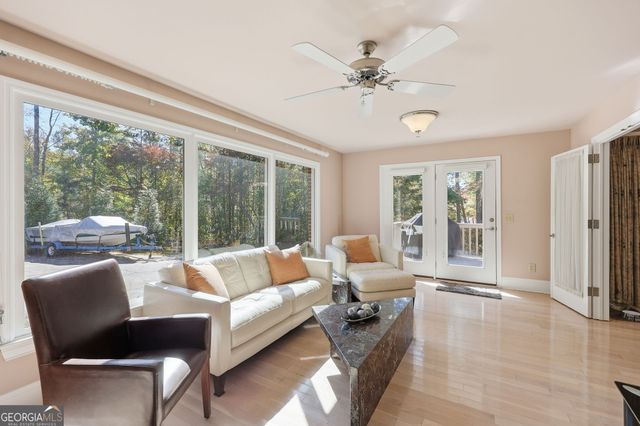 6558 Lanier Island Parkway, Buford, GA 30518