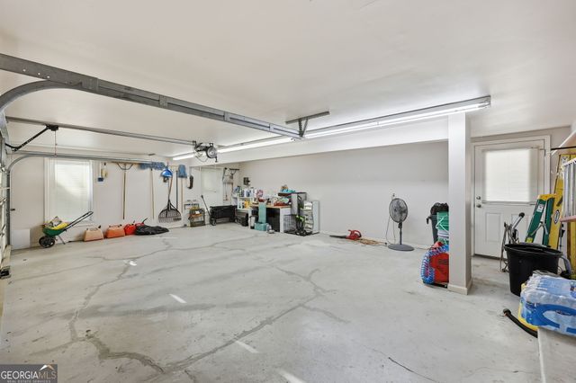 6558 Lanier Island Parkway, Buford, GA 30518