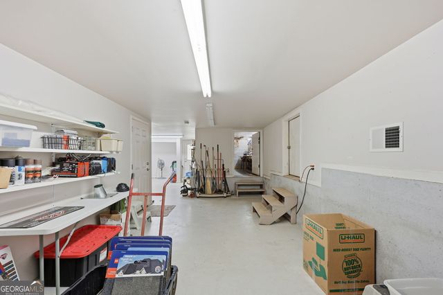 6558 Lanier Island Parkway, Buford, GA 30518