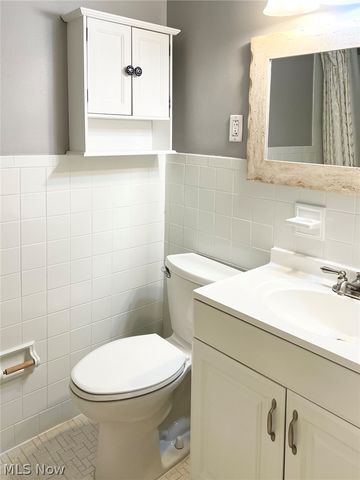20301 Shelburne Road 9B, Shaker Heights, OH 44118