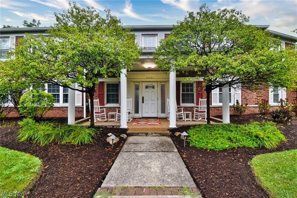 20301 Shelburne Road 9B, Shaker Heights, OH 44118