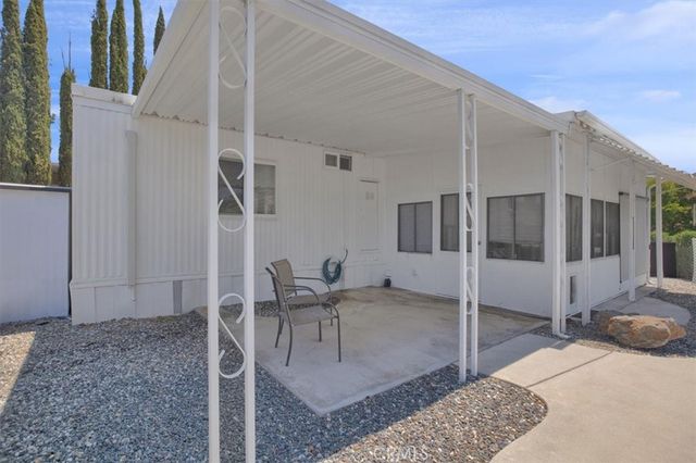 22780 Skylink Drive, Canyon Lake, CA 92587