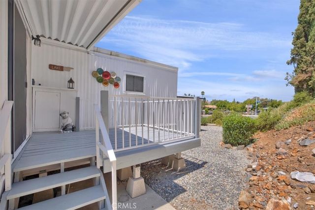 22780 Skylink Drive, Canyon Lake, CA 92587