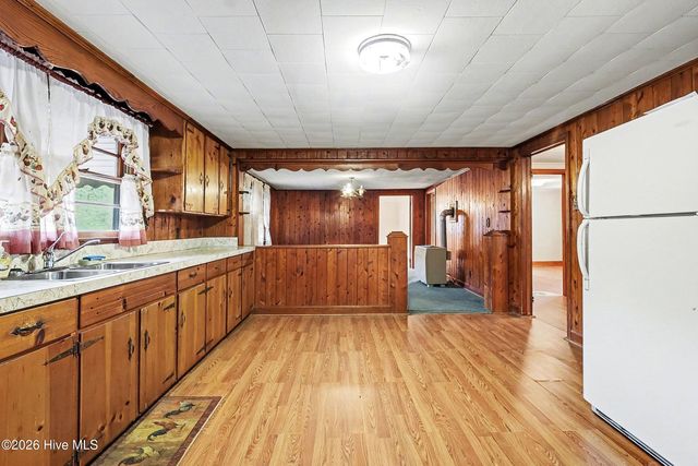 1249 Fann School Road, Salemburg, NC 28385