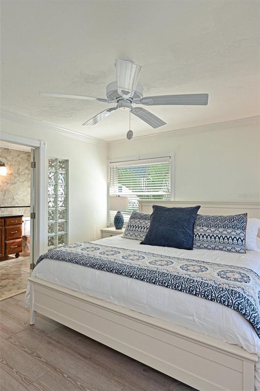 Image 13 of property listing at 10313 WATERBIRD WAY 4, Bradenton, FL 34209