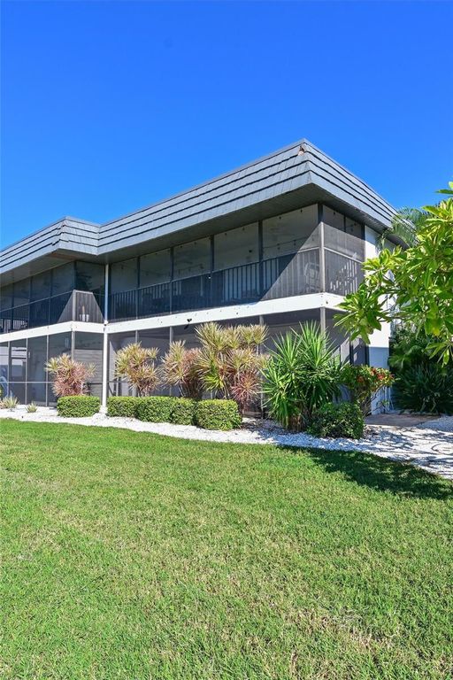 Image 35 of property listing at 10313 WATERBIRD WAY 4, Bradenton, FL 34209