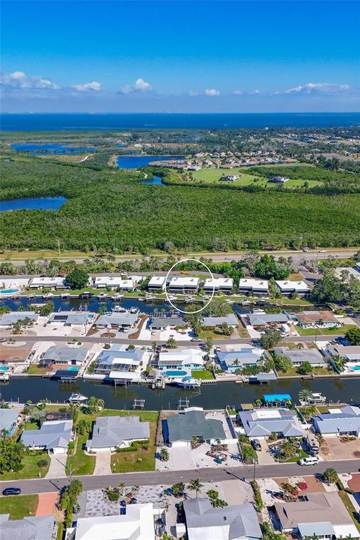 Image 43 of property listing at 10313 WATERBIRD WAY 4, Bradenton, FL 34209