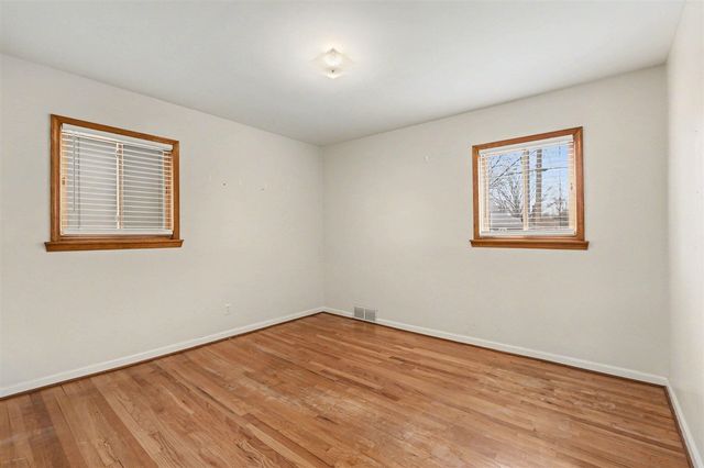 29043 Hathaway, Livonia, MI 48150