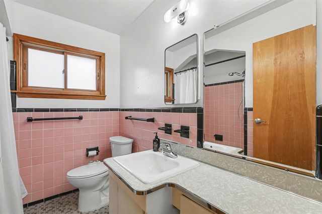 29043 Hathaway, Livonia, MI 48150