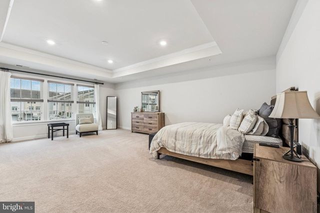 405 GLADSTONE CT, Malvern, PA 19355