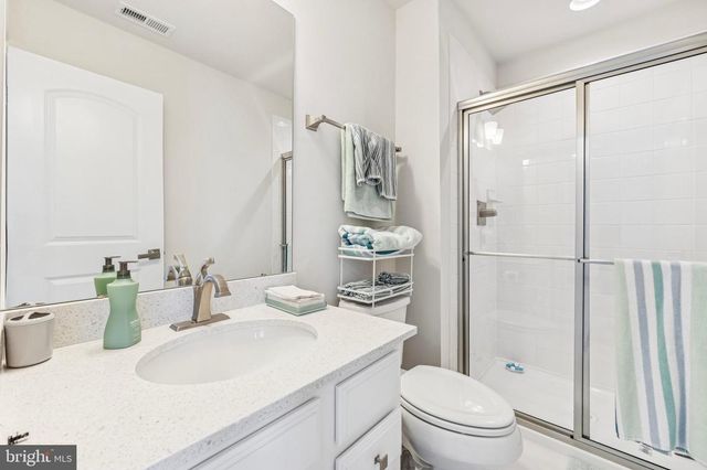 405 GLADSTONE CT, Malvern, PA 19355