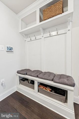 405 GLADSTONE CT, Malvern, PA 19355