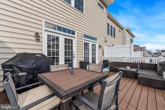 405 GLADSTONE CT, Malvern, PA 19355