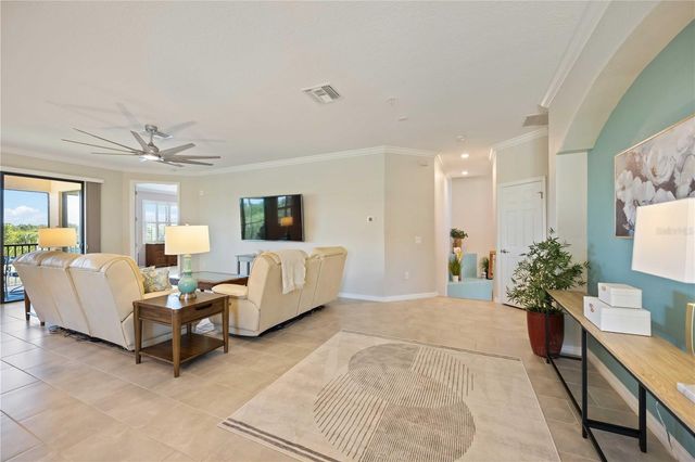 10817 TARFLOWER DRIVE 201, Venice, FL 34293