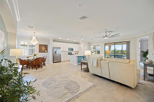 10817 TARFLOWER DRIVE 201, Venice, FL 34293