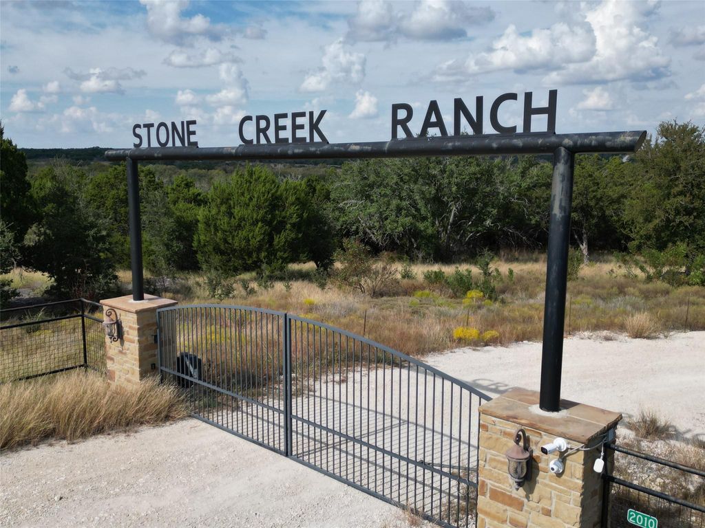 1 Stone Creek Ranch DR, Evant, TX 76525