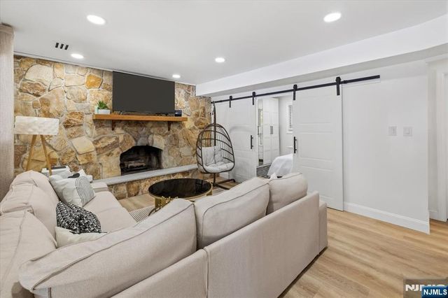 149 Sherwood Drive, Ramsey, NJ 07446