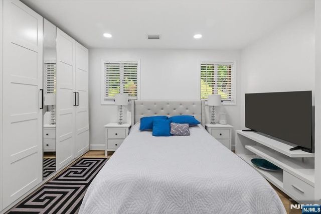 149 Sherwood Drive, Ramsey, NJ 07446