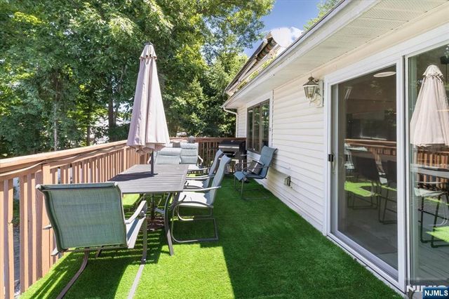 149 Sherwood Drive, Ramsey, NJ 07446
