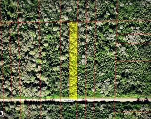 32nd Ave SE, Naples, FL 34117