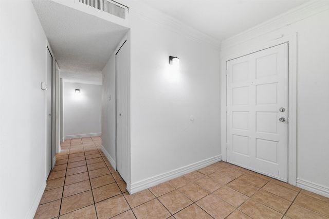 3816 Bee Tree Lane, Fort Worth, TX 76133