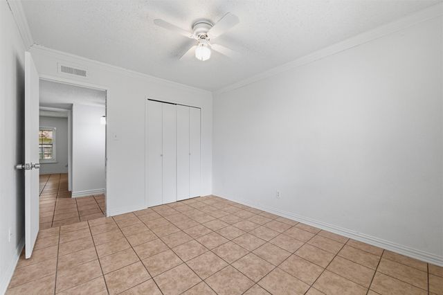 3816 Bee Tree Lane, Fort Worth, TX 76133
