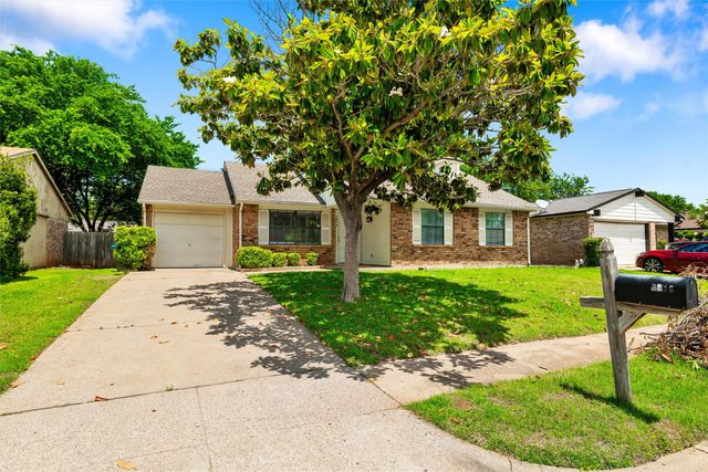 3816 Bee Tree Lane, Fort Worth, TX 76133
