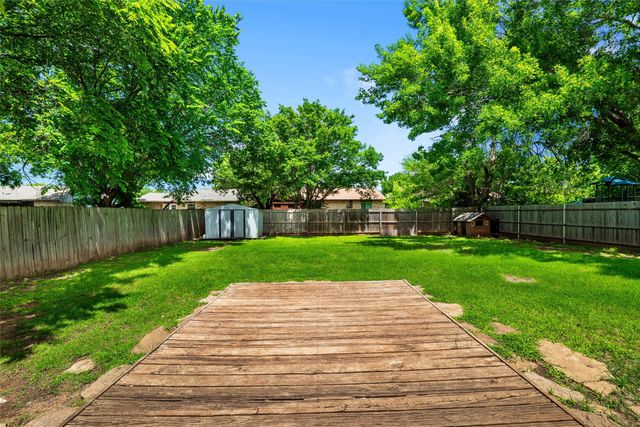 3816 Bee Tree Lane, Fort Worth, TX 76133
