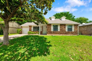 3816 Bee Tree Lane, Fort Worth, TX 76133