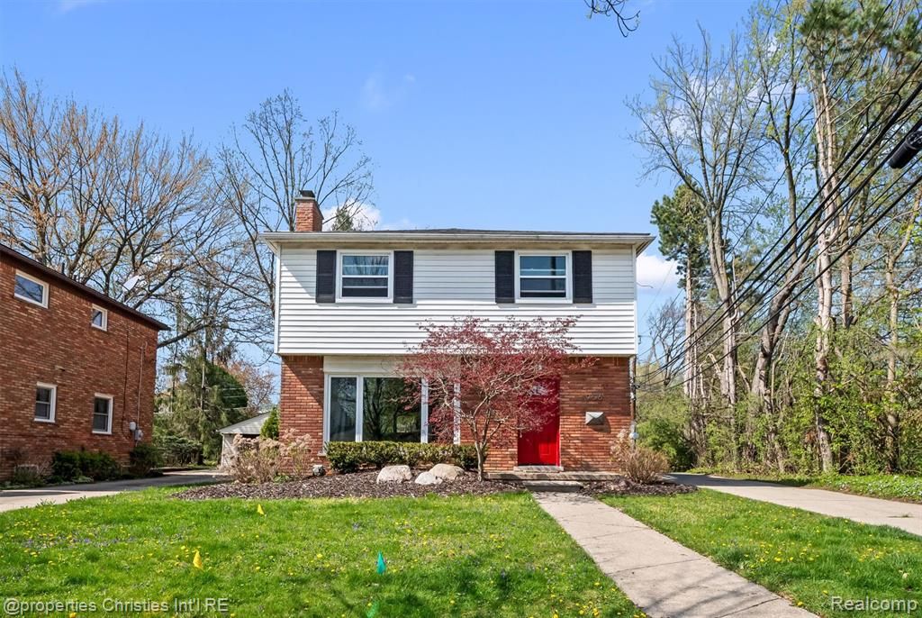 956 Northlawn Boulevard, Birmingham, MI 48009