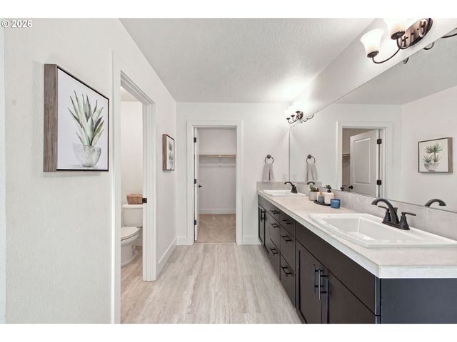 1101 S 46TH Pl, Ridgefield, WA 98642