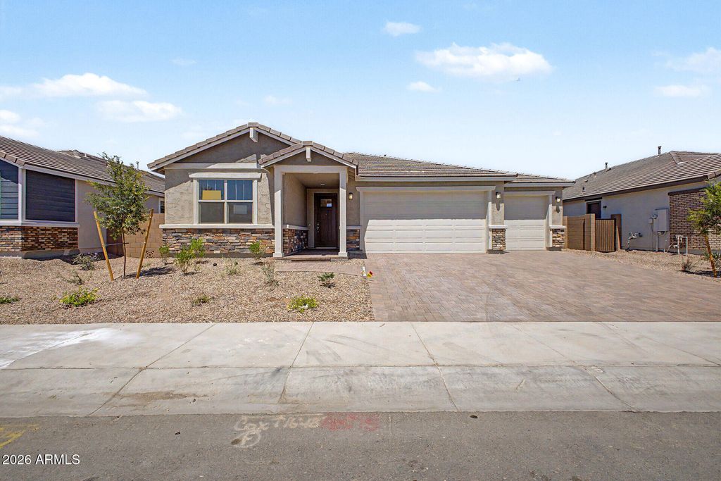 18466 W COCOPAH Street, Goodyear, AZ 85338 — exterior