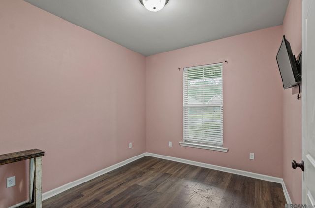 28329 Natchez Trace, Denham Springs, LA 70726