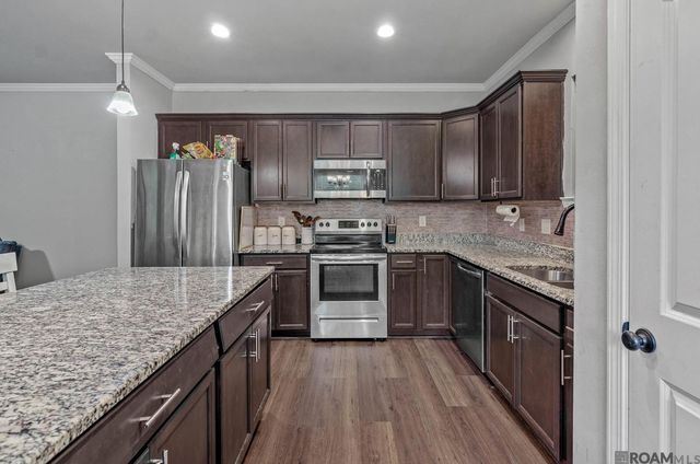 28329 Natchez Trace, Denham Springs, LA 70726