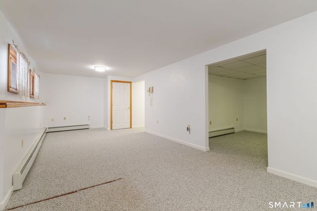 22 Ebony Lane, Essex, CT 06442